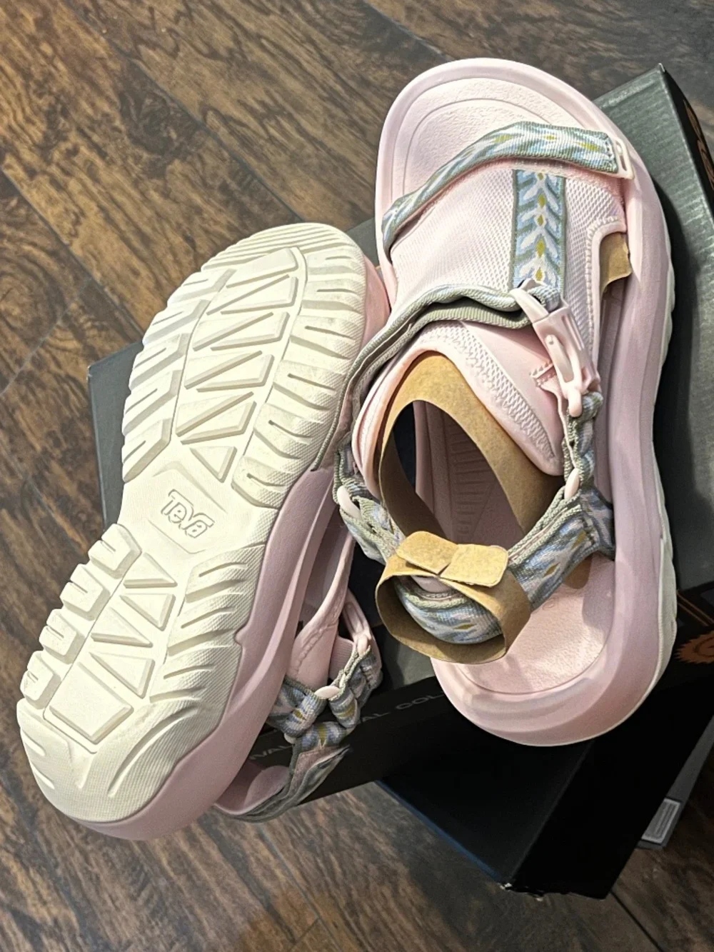 Teva unisex archival